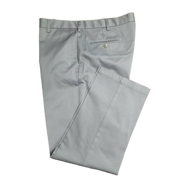 Dockers Classic Gray Flat Front Khaki Pants Size 40 x 32L 31720-0468 - Picture 1 of 8